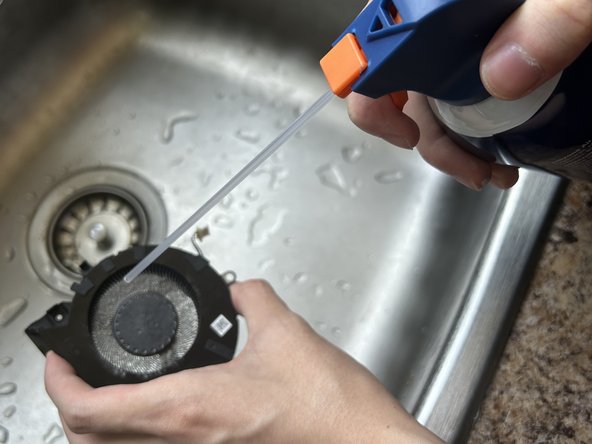 How to Clean the Fans in an HP OMEN 16-b0020ca Gaming Notebook: crwdns2935265:011crwdnd2935265:02crwdnd2935265:03crwdne2935265:0