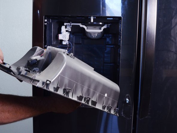 LG Refrigerator Water Dispensing Switch Testing and Replacement: crwdns2935265:07crwdnd2935265:02crwdnd2935265:03crwdne2935265:0