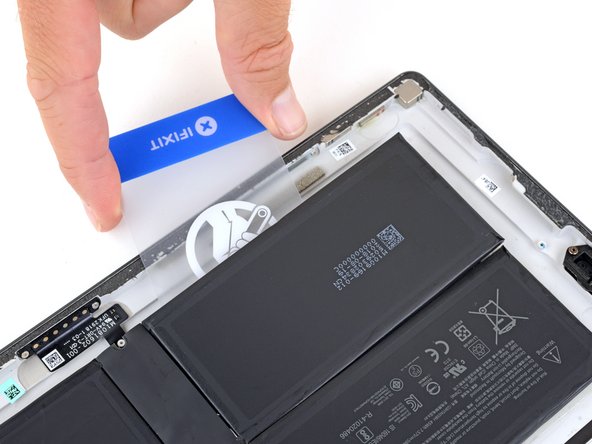 Microsoft Surface Pro 6 Battery Replacement: step 54, image 3 of 3