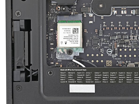 Framework Desktop Power Supply Duct Replacement, Remove the Wi-Fi Module screw: Schritt 23, Bild 2 von 2