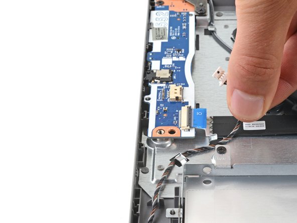 Lenovo IdeaPad 3-15IIL05 Speakers Replacement, Reposition the speaker cables: crwdns2935265:012crwdnd2935265:02crwdnd2935265:03crwdne2935265:0