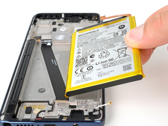 Motorola Moto G Stylus 5G (2022) Screen Replacement, Remove the battery: crwdns2935265:042crwdnd2935265:02crwdnd2935265:02crwdne2935265:0