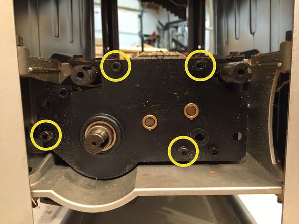 Ridgid R4300 Planer Cutting head with Byrd SHELIX Helical Cutter Head Replacement, Access other end for final cutterhead assembly removal: crwdns2935265:09crwdnd2935265:02crwdnd2935265:03crwdne2935265:0