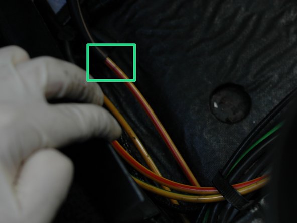 Mercedes W123 Vacuum Lock System Diagnosis Technique: stap 0, afbeelding 2 van 3