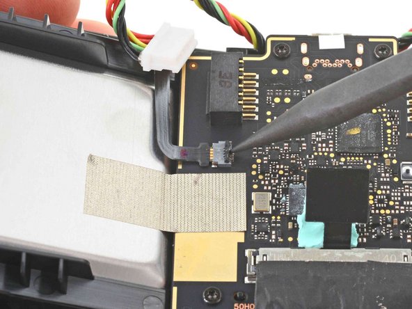 HTC Vive XR Elite Battery Cradle Board Replacement, Disconnect the power LED: crwdns2935265:016crwdnd2935265:02crwdnd2935265:03crwdne2935265:0