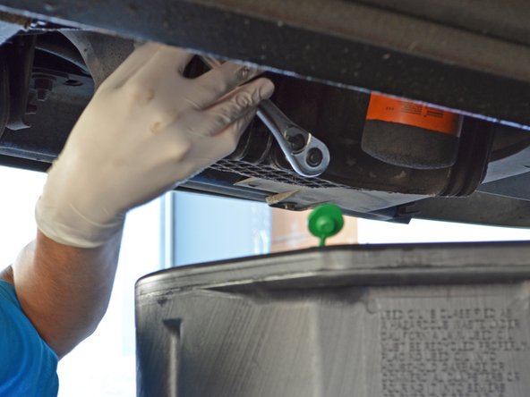 1995-1999 Dodge/Plymouth Neon Oil Change (SOHC): crwdns2935265:03crwdnd2935265:02crwdnd2935265:03crwdne2935265:0