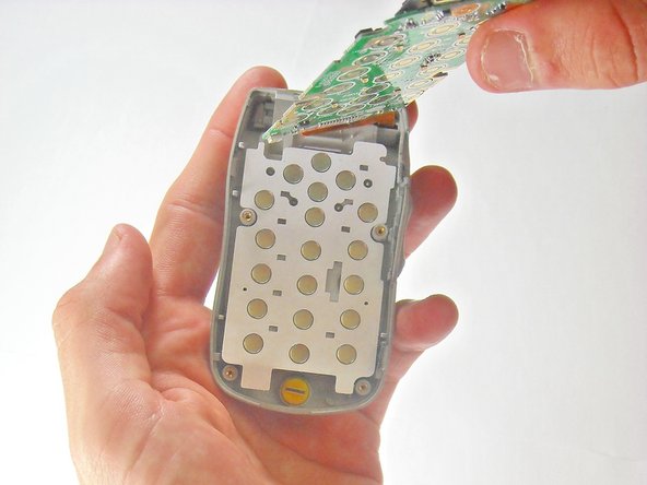 LG TP 1100 Microphone Replacement: crwdns2935265:010crwdnd2935265:02crwdnd2935265:02crwdne2935265:0