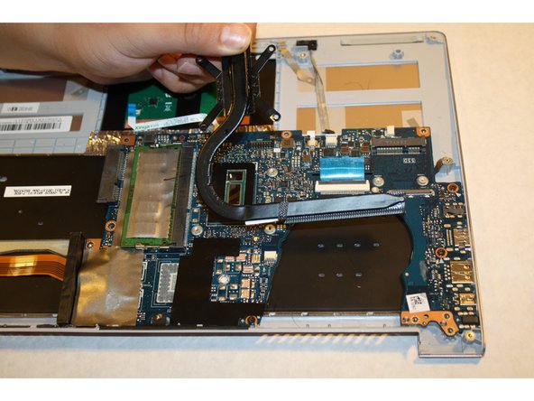 Asus Zenbook UX303L Trackpad Replacement: crwdns2935265:07crwdnd2935265:02crwdnd2935265:02crwdne2935265:0