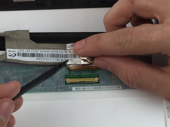 Samsung NP-N102S-B05PH Display Replacement: crwdns2935265:04crwdnd2935265:03crwdnd2935265:03crwdne2935265:0