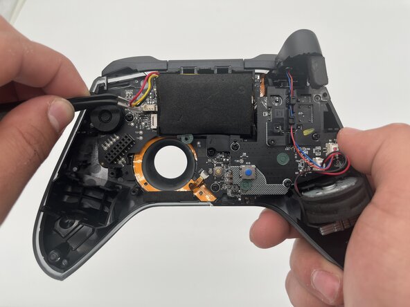 ASUS ROG Raikiri Pro Motherboard Replacement: crwdns2935265:07crwdnd2935265:02crwdnd2935265:02crwdne2935265:0