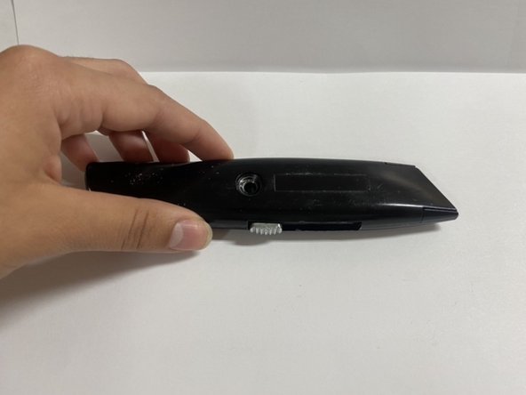 How To Fix a Jammed Box Cutter: passo 5, imagem 2 %32