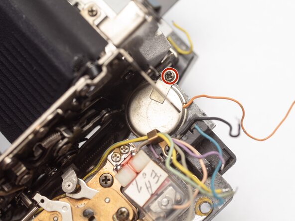 Pentax Super Program Mirror Box Mechanism Service, Remove beeper: adım 31, 2 resimden 1.