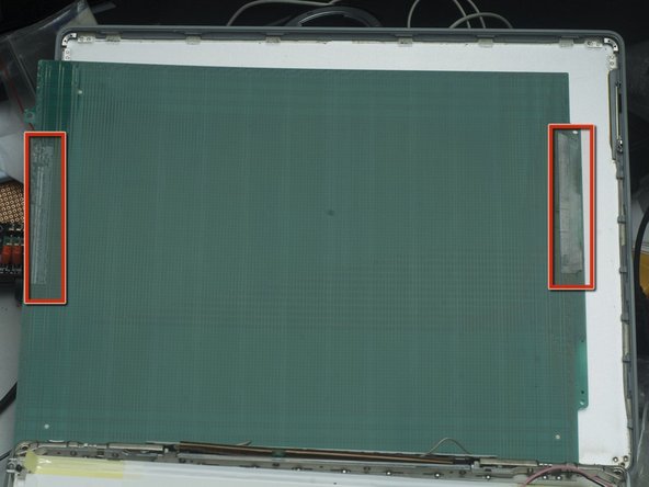 PowerBook G4 Aluminum 12" 1-1.5 GHz LCD panel upgrade, LCD panel upgrade: crwdns2935265:013crwdnd2935265:03crwdnd2935265:03crwdne2935265:0