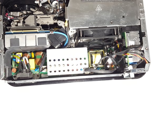 Toshiba TDP-XP2 Fan Replacement: crwdns2935265:010crwdnd2935265:02crwdnd2935265:02crwdne2935265:0