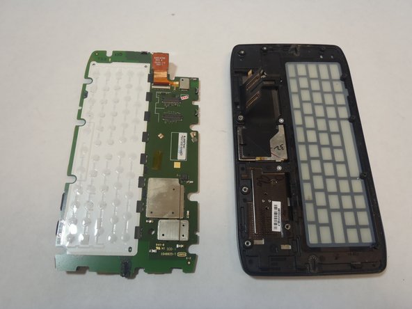 Motorola Droid 4 Motherboard Replacement, Disconnecting the Motherboard: crwdns2935265:010crwdnd2935265:02crwdnd2935265:02crwdne2935265:0