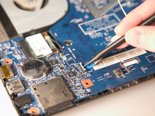 Gateway NE52203u USB Port Replacement: crwdns2935265:08crwdnd2935265:02crwdnd2935265:03crwdne2935265:0