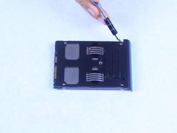 Alienware Aurora M9700 Hard Drive Replacement: crwdns2935265:05crwdnd2935265:03crwdnd2935265:03crwdne2935265:0