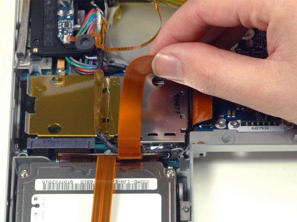 MacBook Pro 15" Core Duo Model A1150 ExpressCard Cage Replacement: Schritt 21, Bild 1 von 1