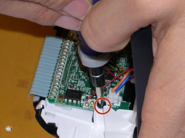 Brother PT-1290 LCD Screen Replacement: crwdns2935265:012crwdnd2935265:02crwdnd2935265:03crwdne2935265:0