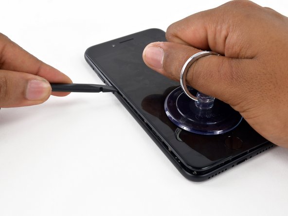 Sostituzione Lente della Fotocamera di iPhone 7: crwdns2935265:015crwdnd2935265:02crwdnd2935265:03crwdne2935265:0