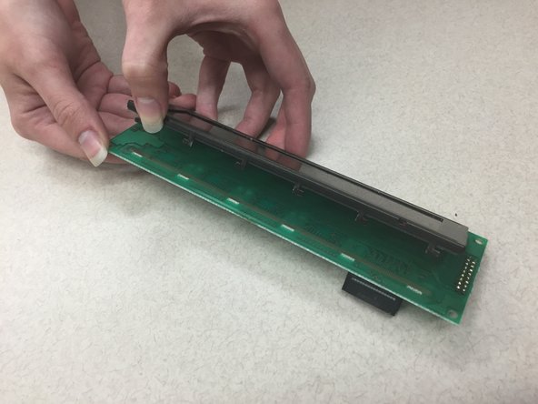 AlphaSmart Pro Display Screen Replacement, Removing Small Motherboard: crwdns2935265:04crwdnd2935265:02crwdnd2935265:03crwdne2935265:0