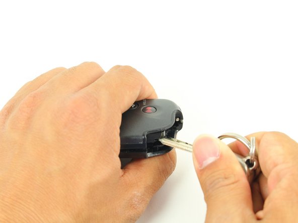 How to Change Broken Buttons on your Lexus Key Fob: crwdns2935265:03crwdnd2935265:02crwdnd2935265:03crwdne2935265:0