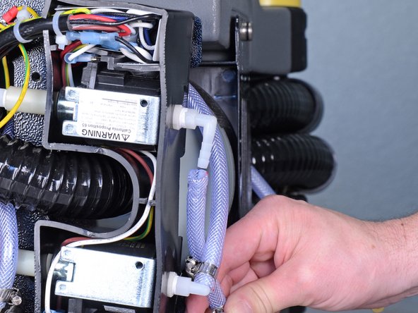 Karcher Carpet Cleaner BRC3015C 2018 Pump Replacement: crwdns2935265:08crwdnd2935265:02crwdnd2935265:03crwdne2935265:0