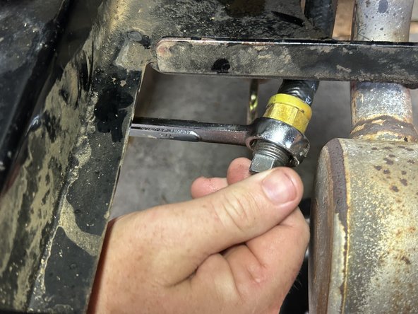 Cub Cadet Z-Force 48 Oil Change: crwdns2935265:04crwdnd2935265:02crwdnd2935265:03crwdne2935265:0