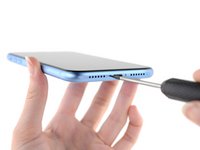 iPhone XR Teardown