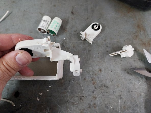 Modificación de una luminaria antigua de tubos fluorescentes, a tubos led, Recableado.: paso 15, imagen 1 de 3