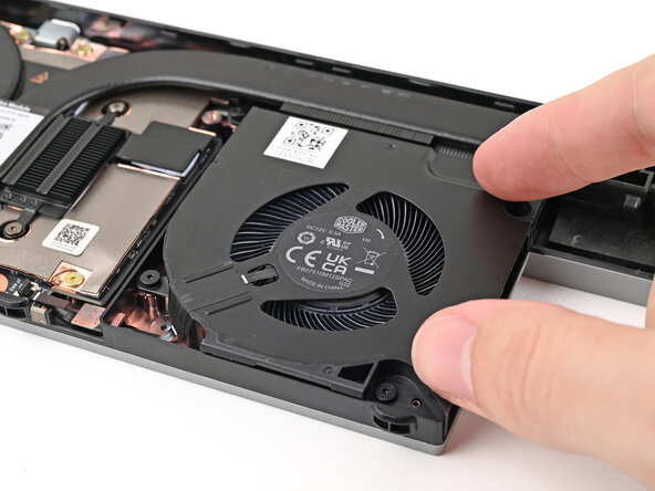 Framework Laptop 16 Graphics Module Fan Replacement, Place the fan: paso 19, imagen 3 de 3
