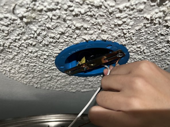 Replacing an LED Light Fixture: step 13, image 2 of 3
