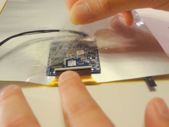 Boogie Board Rip Internal Antenna Replacement, Remove antenna transformer: crwdns2935265:011crwdnd2935265:02crwdnd2935265:02crwdne2935265:0