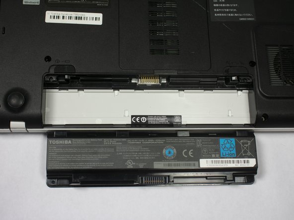 Toshiba Dynabook T552-58G Battery Replacement: crwdns2935265:04crwdnd2935265:02crwdnd2935265:02crwdne2935265:0