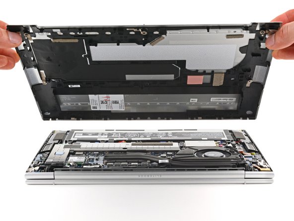 HP EliteBook 840 G9 Memory Module Replacement, Remove the bottom cover: crwdns2935265:06crwdnd2935265:03crwdnd2935265:03crwdne2935265:0