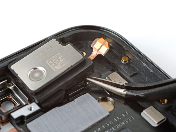 Google Pixel 10a Earpiece Speaker Replacement: step 23, image 2 of 3