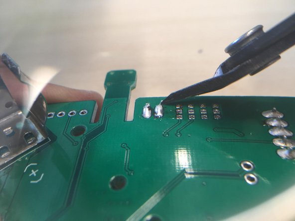 Sigrow Soil Pro + Assembly, Solder fan cables: crwdns2935265:010crwdnd2935265:02crwdnd2935265:02crwdne2935265:0