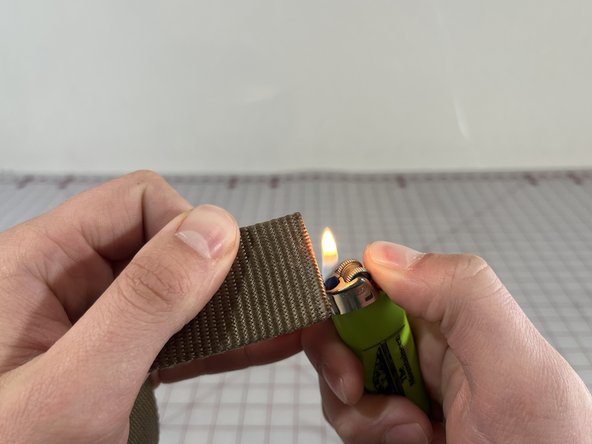 Trim a Webbing Belt, Alternative method: crwdns2935265:06crwdnd2935265:02crwdnd2935265:03crwdne2935265:0