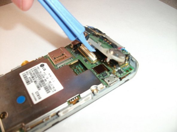 LG Incite CT810 Motherboard Replacement: crwdns2935265:06crwdnd2935265:02crwdnd2935265:03crwdne2935265:0