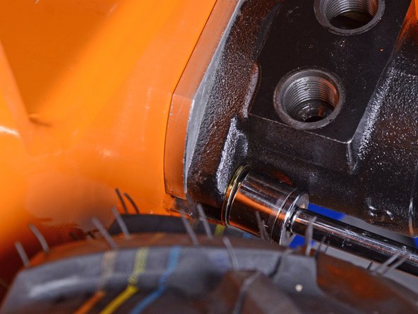 Barreto Tillers E1320HTRLR 2016 Wheel Drive Motor Replacement, Reinstallation tip: crwdns2935265:032crwdnd2935265:03crwdnd2935265:03crwdne2935265:0