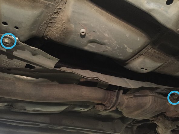 How To Replace A  Subaru Outback Exhaust Front Cover: crwdns2935265:05crwdnd2935265:02crwdnd2935265:03crwdne2935265:0