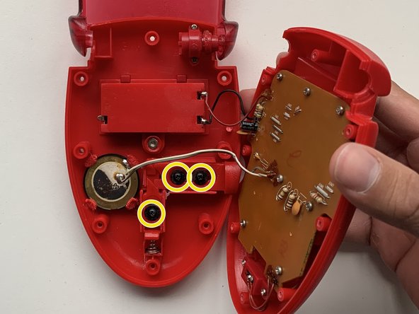 Radica Lighted Poker Case Lid Spring Replacement: crwdns2935265:03crwdnd2935265:02crwdnd2935265:03crwdne2935265:0