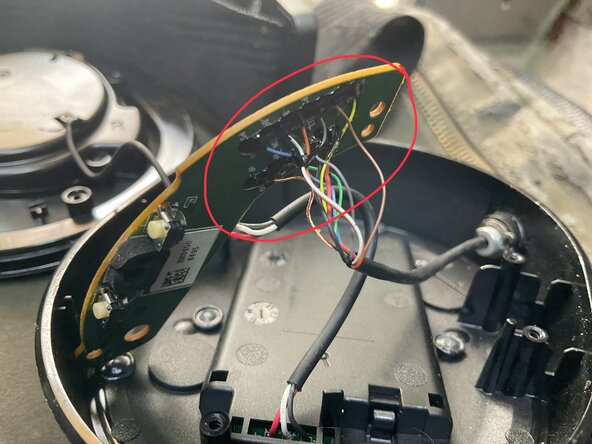 SteelSeries Arctis Pro Wireless Ear Cup Replacement, Right Cables Unsoldering: crwdns2935265:06crwdnd2935265:02crwdnd2935265:02crwdne2935265:0