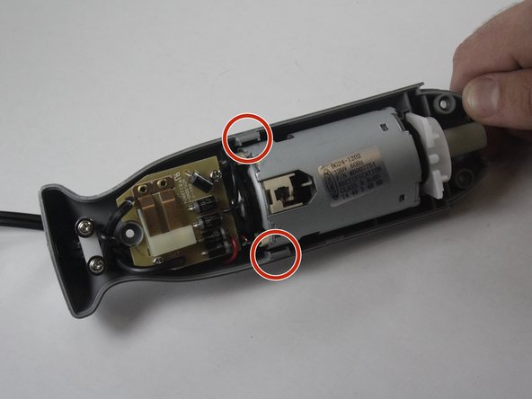 Cuisinart Smart Stick CSB-75 Power Switch Board Replacement: crwdns2935265:03crwdnd2935265:03crwdnd2935265:03crwdne2935265:0