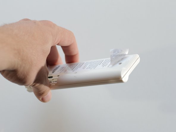 Disassembling iClicker Device: crwdns2935265:03crwdnd2935265:02crwdnd2935265:02crwdne2935265:0