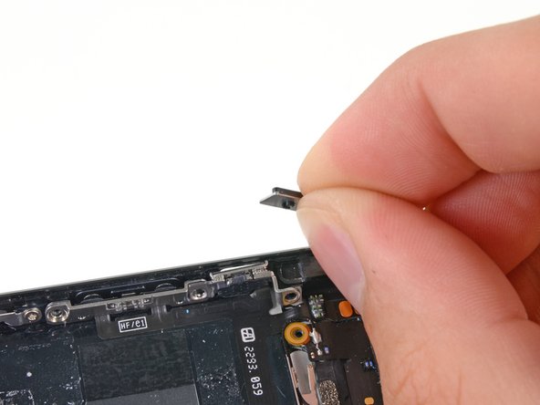 iPhone 5 Audio Control and Power Button Cable Replacement: crwdns2935265:041crwdnd2935265:02crwdnd2935265:02crwdne2935265:0