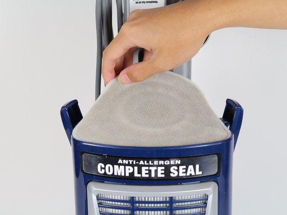 Shark Navigator Lift-Away Deluxe NV360 Power Button Replacement: crwdns2935265:04crwdnd2935265:02crwdnd2935265:03crwdne2935265:0