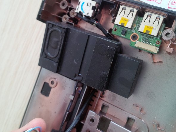 HP G61-430SB Teardown: crwdns2935265:013crwdnd2935265:03crwdnd2935265:03crwdne2935265:0