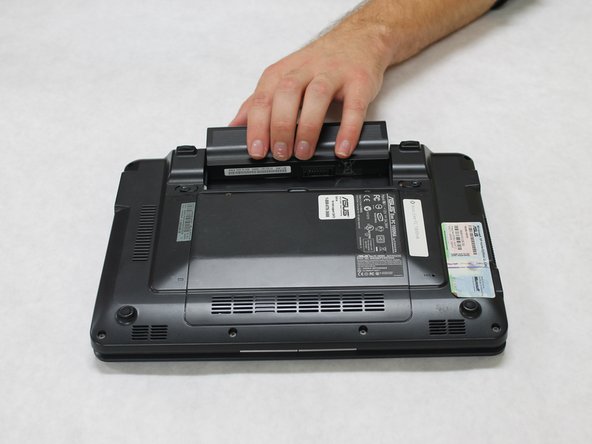 Asus Eee PC 1000HA Battery Replacement: crwdns2935265:03crwdnd2935265:02crwdnd2935265:03crwdne2935265:0