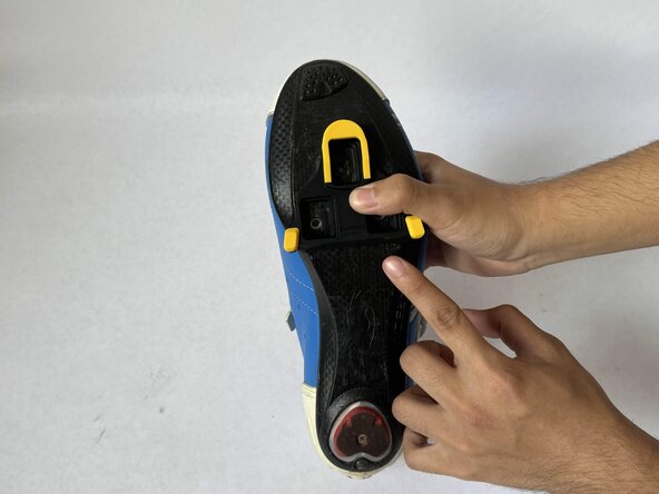Sidi Bike Shoe Cleat and Heel Plate Replacement: crwdns2935265:02crwdnd2935265:03crwdnd2935265:03crwdne2935265:0